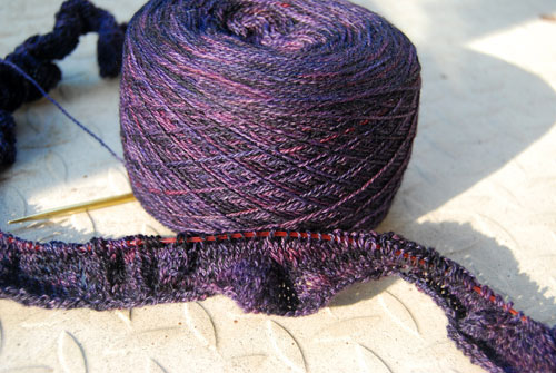 The Looong start of Maplewing This sure is a long start - 522 stitches in all their glory